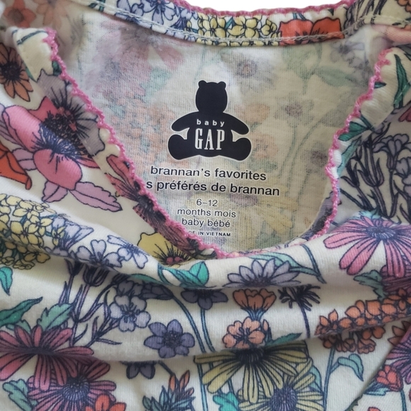 Gap 6-12m matching set - Picture 2 of 2